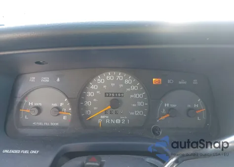 1996 Mercury Grand Marquis Ls/Bayshore z USA, uszkodzony, nr VIN 2MELM75W9TX611768